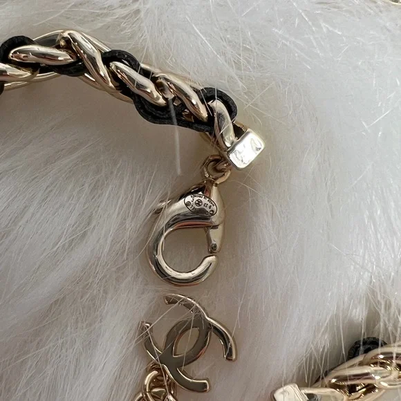 CHANEL I Love CC pearl logo Pink Heart leather woven chain Choker Necklace - Picture 14 of 15